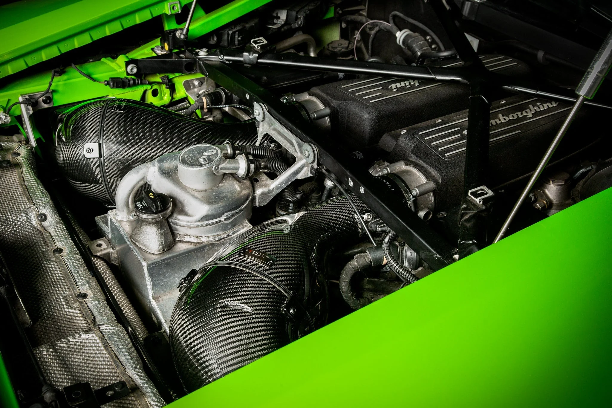 Eventuri Carbon Fibre Intake System - Lamborghini Huracan - Image 5