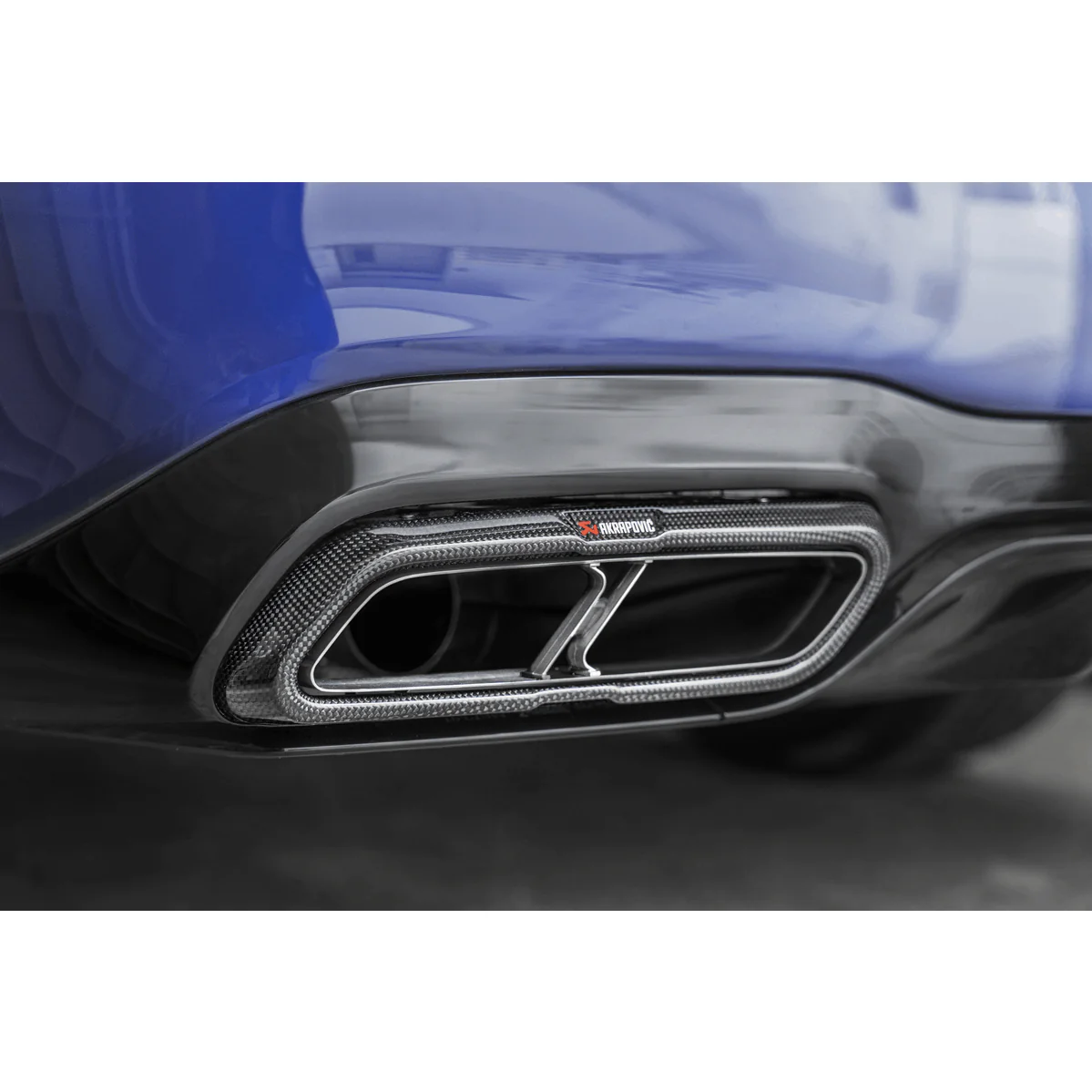 Mercedes AMG E63 / E63S (W213 / S213) | Akrapovic | Evolution Line System - High Gloss Carbon Tips - Image 4